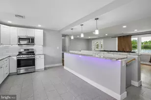3 Lakeside Ln, Carneys Point, NJ 08069 - Photo 4