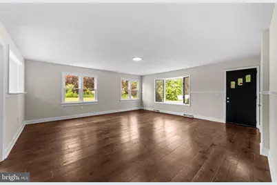 7 Meadowview Avenue, Pennsville Township, NJ 08070 - Photo 10