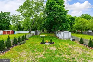 124 E Millbrooke Ave, Woodstown, NJ 08098 - Photo 16