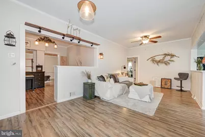 337 Jackson Avenue, Carneys Point, NJ 08069 - Photo 8