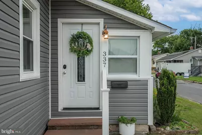 337 Jackson Avenue, Carneys Point, NJ 08069 - Photo 2