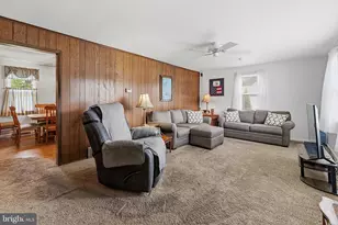 99 Grove St, Carneys Point, NJ 08069 - Photo 2