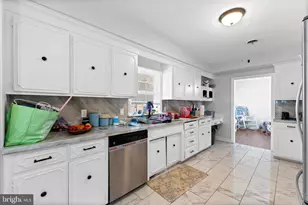 26 Delaware Dr, Penns Grove, NJ 08069 - Photo 8