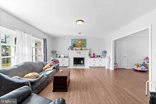 26 Delaware Dr, Penns Grove, NJ 08069 - Photo 4