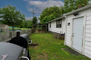 257 G St, Carneys Point, NJ 08069 - Photo 24