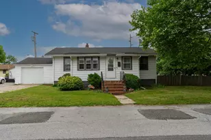 257 G St, Carneys Point, NJ 08069 - Photo 2
