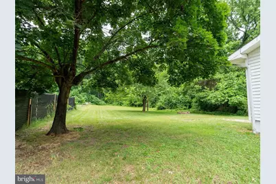 138 E Del A Vue Avenue, Carneys Point, NJ 08069 - Photo 8