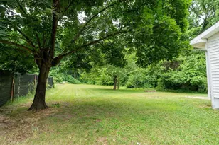 138 E Del-A-Vue Ave, Carneys Point, NJ 08069 - Photo 8