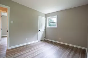 138 E Del-A-Vue Ave, Carneys Point, NJ 08069 - Photo 18