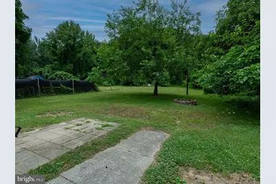 138 E Del A Vue Avenue, Carneys Point, NJ 08069 - Photo 30