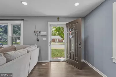 425 Erie Avenue, Penns Grove, NJ 08069 - Photo 2