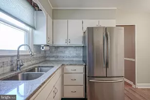 144 Castle Heights Ave, Pennsville, NJ 08070 - Photo 12