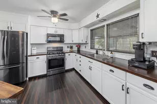 51 S Golfwood Ave, Carneys Point, NJ 08069 - Photo 16