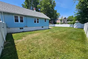 13 E Griffith St, Penns Grove, NJ 08069 - Photo 32