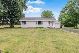16 Garrison, Elmer, NJ 08318 - Photo 2