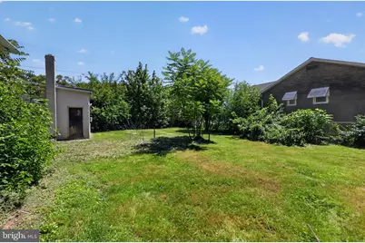 204 E Main Street, Penns Grove, NJ 08069 - Photo 28