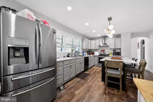 204 E Main St, Penns Grove, NJ 08069 - Photo 14