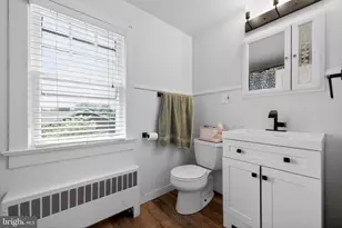 204 E Main St, Penns Grove, NJ 08069 - Photo 22