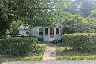 326 Fenwick Rd, Pilesgrove, NJ 08098 - Photo 1