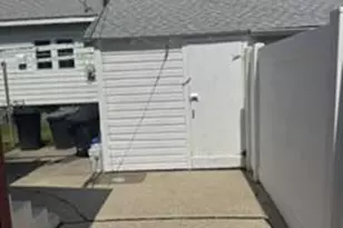 56 Vanburen St, Pennsville Township, NJ 08023 - Photo 6