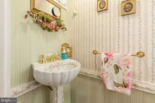 26 N Greenwich St, Alloway, NJ 08001 - Photo 18