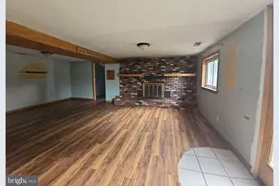 25 Jones Avenue, Pennsville Township, NJ 08070 - Photo 2