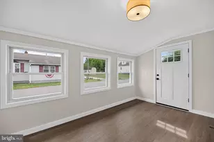 129 Magnolia St, Carneys Point, NJ 08069 - Photo 4