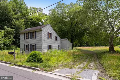 441 S Pennsville Auburn, Carneys Point, NJ 08069 - Photo 2