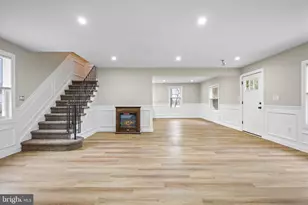 613 Hawks Bridge, Carneys Point, NJ 08069 - Photo 4
