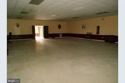 150 W Main Street, Penns Grove, NJ 08069 - Photo 8