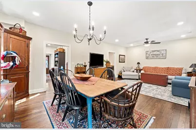 94 E Pittsfield Street, Pennsville Township, NJ 08070 - Photo 10