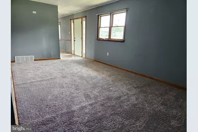 145 Lincoln Drive, Pennsville Township, NJ 08070 - Photo 4