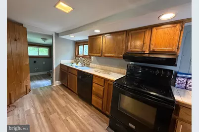 1094 Kings Highway, Pilesgrove, NJ 08098 - Photo 8
