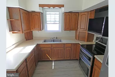 9 Gillison Avenue, Penns Grove, NJ 08069 - Photo 28