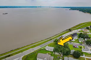 130 Riviera Dr, Pennsville, NJ 08070 - Photo 4