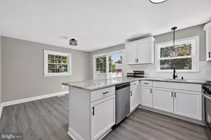 2 Patterson Ave, Pennsville, NJ 08070 - Photo 2