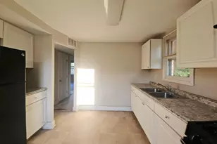 18 Regional Dr, Carneys Point, NJ 08069 - Photo 8
