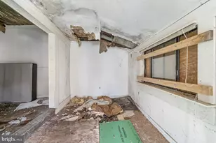 322 Taft Ave, Carneys Point, NJ 08069 - Photo 8