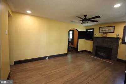 308 Pine Street, Carneys Point, NJ 08069 - Photo 2