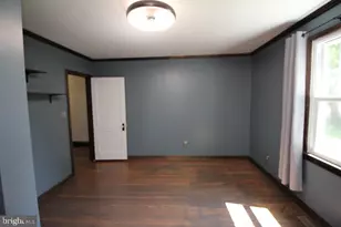 308 Pine St, Carneys Point, NJ 08069 - Photo 6