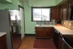 308 Pine St, Carneys Point, NJ 08069 - Photo 14