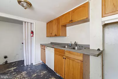 93 W Pitman Street, Penns Grove, NJ 08069 - Photo 14