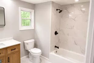 8 Harding Dr, Pittsgrove, NJ 08318 - Photo 4