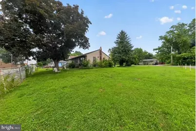 317 Gillette Avenue, Pilesgrove, NJ 08098 - Photo 2