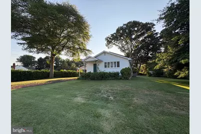135 Queen Avenue, Pennsville Township, NJ 08070 - Photo 2