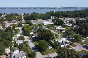 135 Queen Ave, Pennsville Township, NJ 08070 - Photo 4