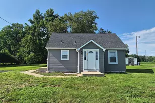 78 Humphreys Ave, Pennsville, NJ 08070 - Photo 1