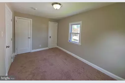 39 Maplewood Avenue, Carneys Point, NJ 08069 - Photo 12