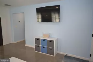 239 Broad St, Elmer, NJ 08318 - Photo 8
