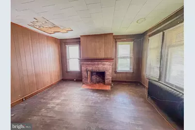 42 N Railroad Avenue, Pedricktown, NJ 08067 - Photo 4